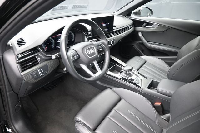 2024 Audi A4 45 S line Premium Plus quattro