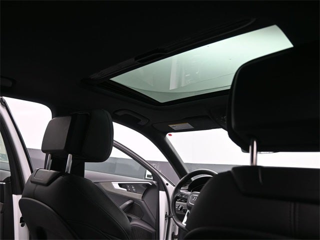 2023 Audi A4 45 S line Premium Plus quattro