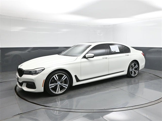 2019 BMW 7 Series 740i