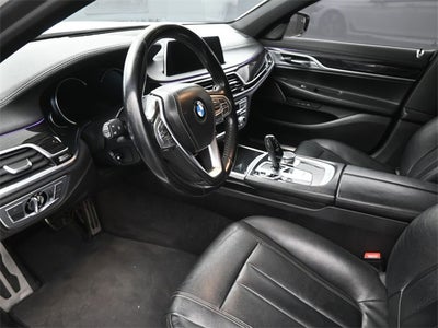 2019 BMW 7 Series 740i