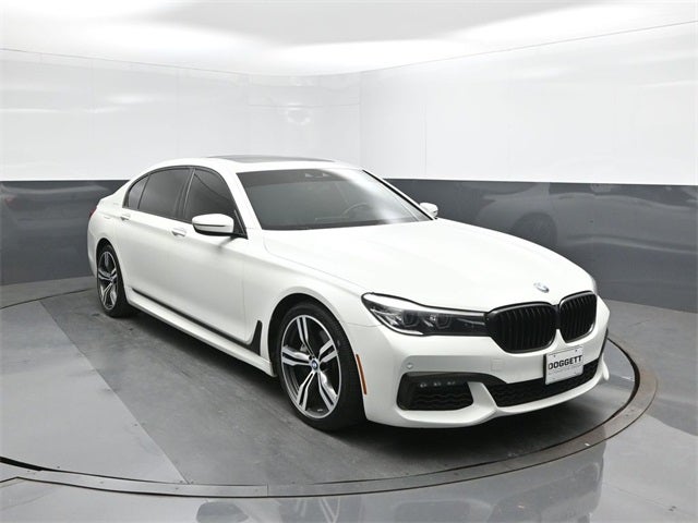 2019 BMW 7 Series 740i