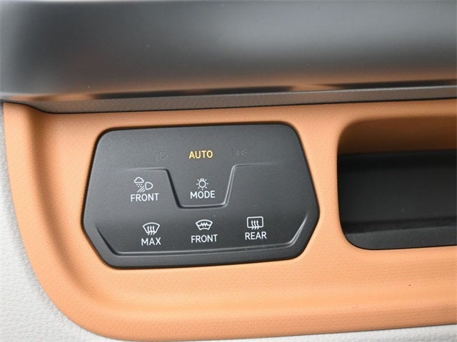 2025 Volkswagen ID. Buzz Pro S Plus