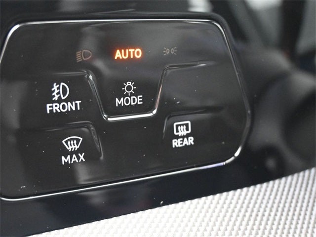 2025 Volkswagen Golf GTI 2.0T SE