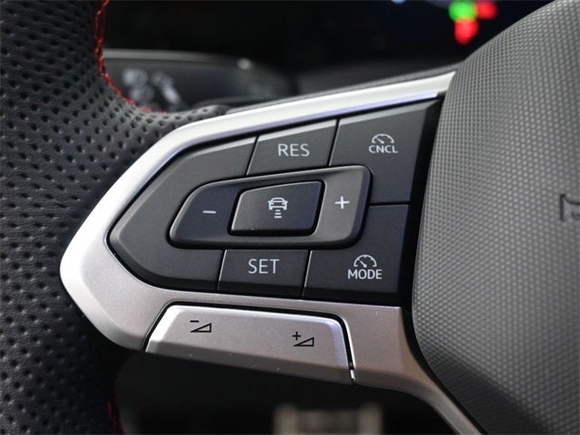 2025 Volkswagen Golf GTI 2.0T SE