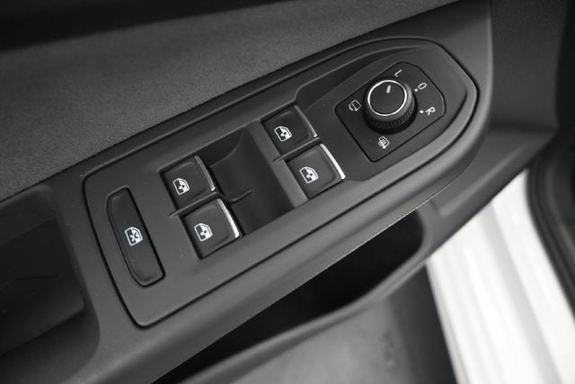 2025 Volkswagen Golf R 2.0T Black Edition