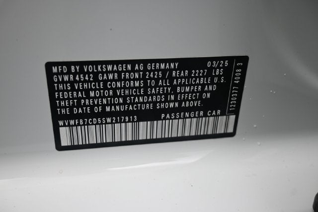 2025 Volkswagen Golf R 2.0T Black Edition