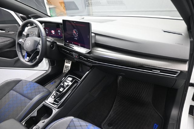 2025 Volkswagen Golf R 2.0T Black Edition