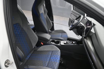 2025 Volkswagen Golf R 2.0T Black Edition