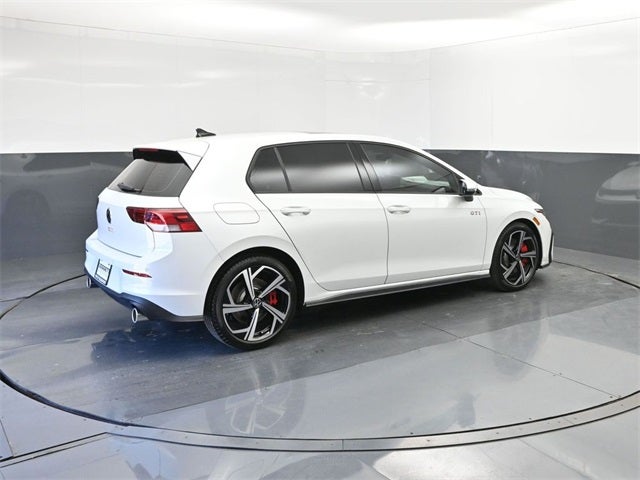 2026 Volkswagen Golf GTI 2.0T SE