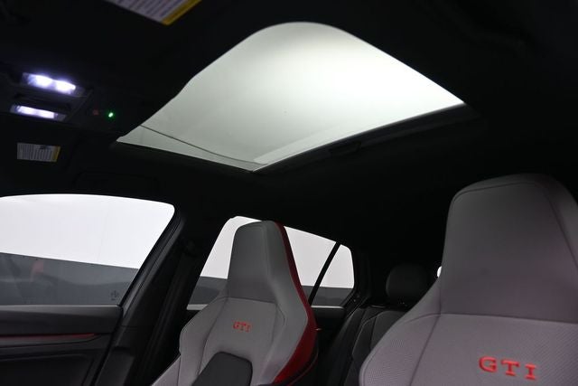 2023 Volkswagen Golf GTI Autobahn