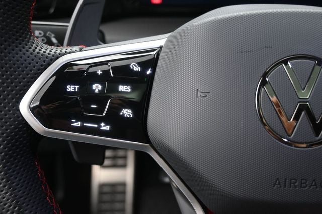 2023 Volkswagen Golf GTI Autobahn