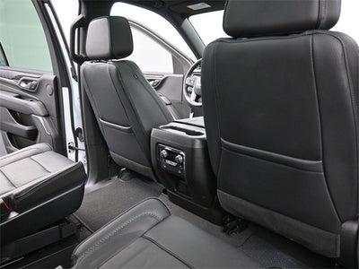 2024 GMC Yukon XL AT4