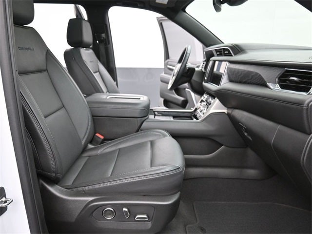 2024 GMC Yukon XL AT4