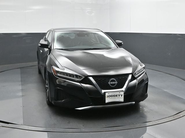 2023 Nissan Maxima SV