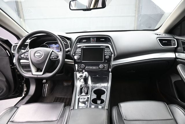 2023 Nissan Maxima SV
