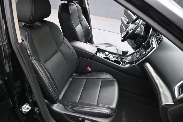 2023 Nissan Maxima SV