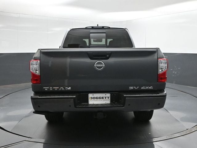 2024 Nissan Titan SV