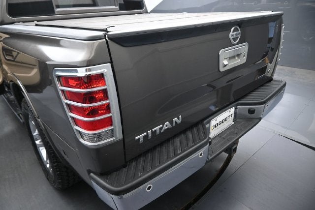 2015 Nissan Titan SL