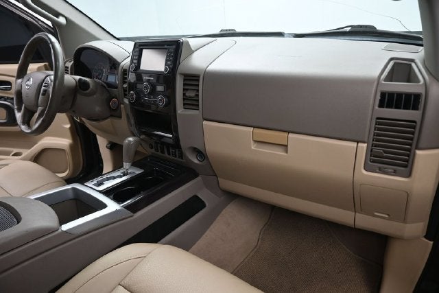 2015 Nissan Titan SL
