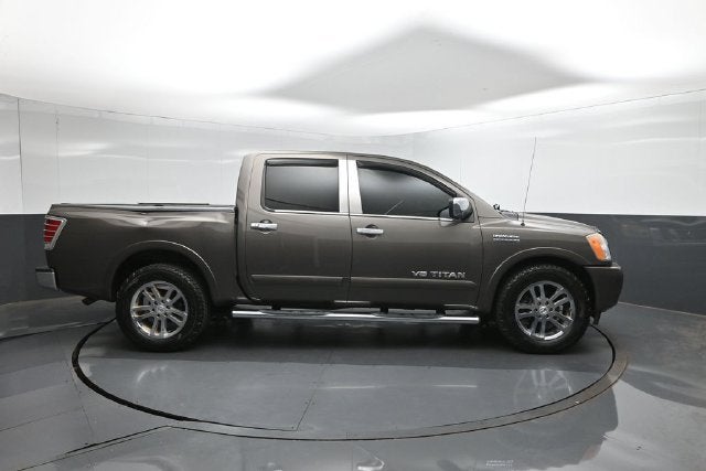 2015 Nissan Titan SL