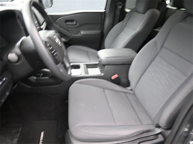 2023 Nissan Frontier S