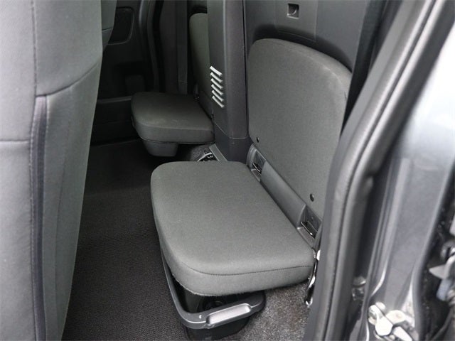 2023 Nissan Frontier S