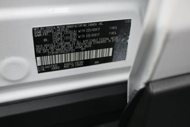 2024 Toyota RAV4 LE