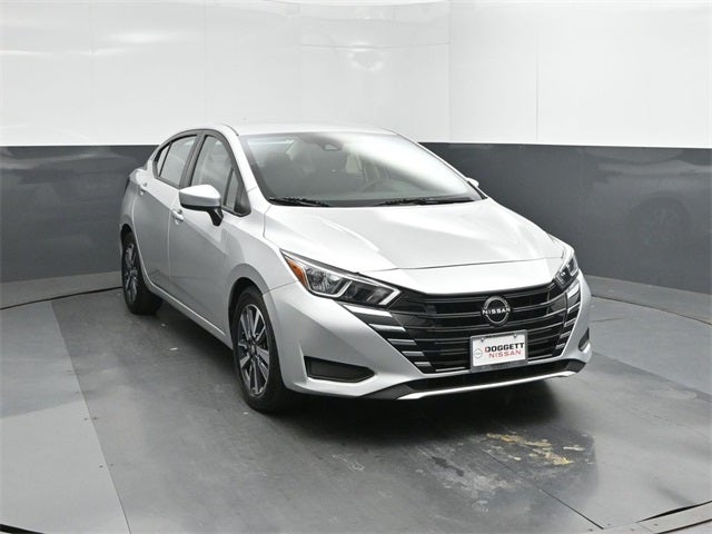 2023 Nissan Versa 1.6 SV