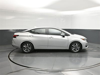 2023 Nissan Versa 1.6 SV