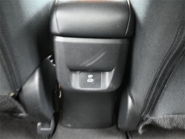 2023 Nissan Versa 1.6 SV