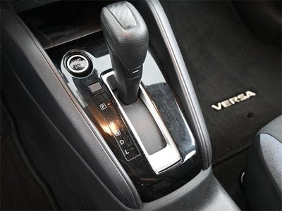 2023 Nissan Versa 1.6 SV