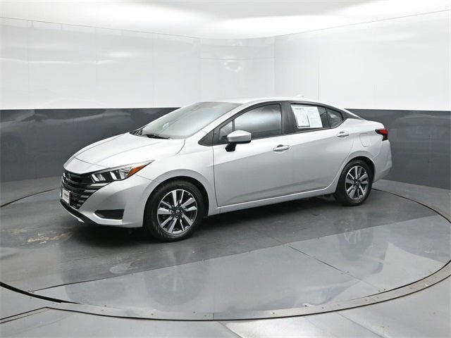 2023 Nissan Versa 1.6 SV