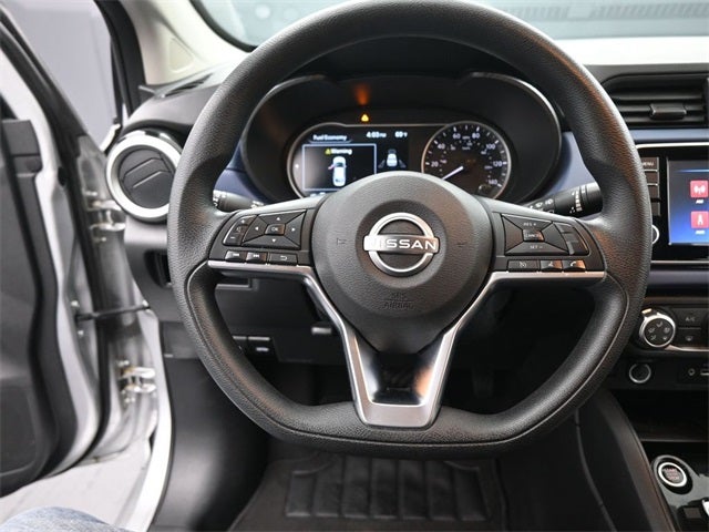 2023 Nissan Versa 1.6 SV