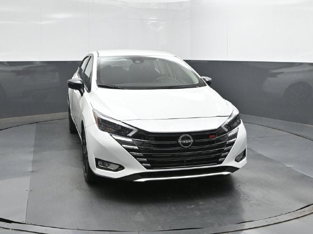 2024 Nissan Versa 1.6 SR
