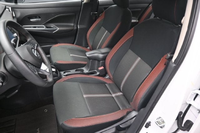 2024 Nissan Versa 1.6 SR