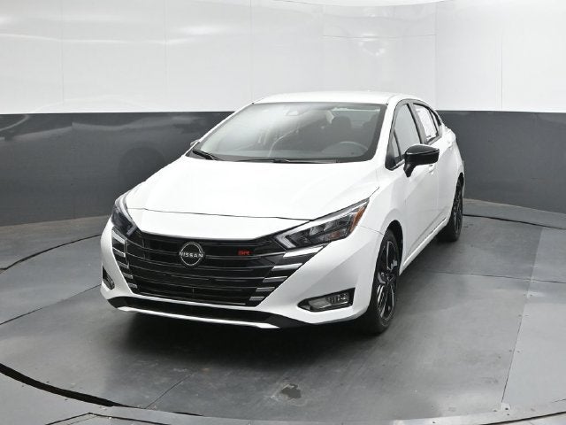 2024 Nissan Versa 1.6 SR