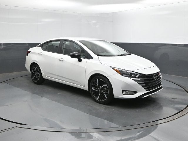 2024 Nissan Versa 1.6 SR