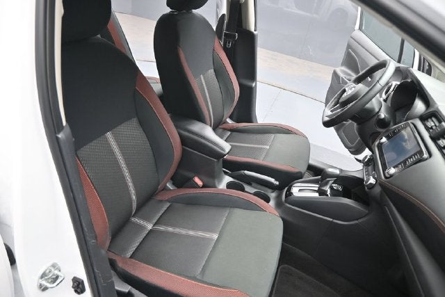 2024 Nissan Versa 1.6 SR
