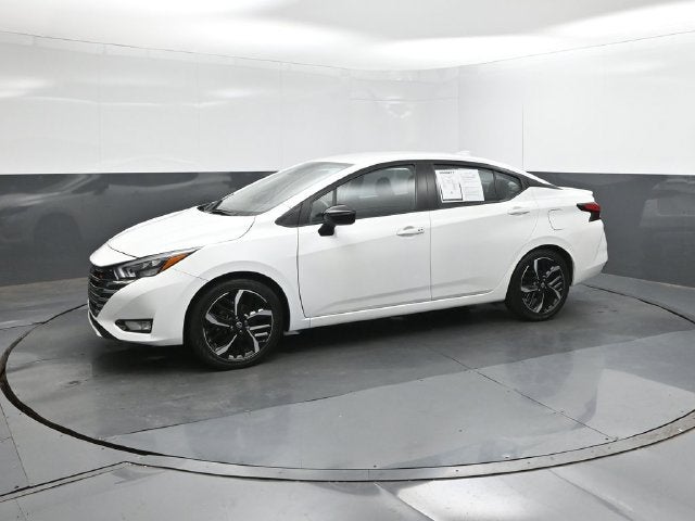 2024 Nissan Versa 1.6 SR
