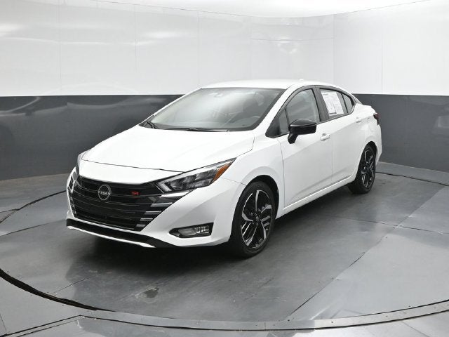 2024 Nissan Versa 1.6 SR