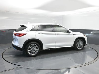 2023 INFINITI QX50 LUXE