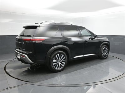 2022 Nissan Pathfinder Platinum