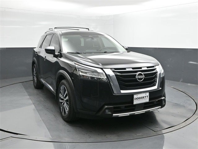 2022 Nissan Pathfinder Platinum