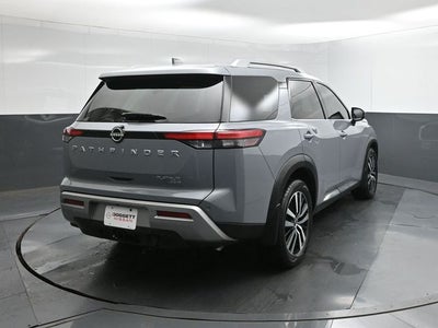 2023 Nissan Pathfinder Platinum