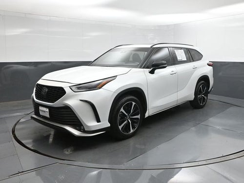 2022 Toyota Highlander XSE