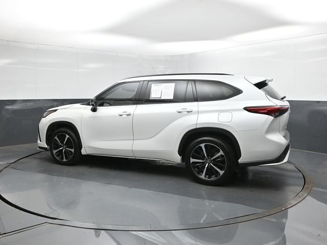 2022 Toyota Highlander XSE