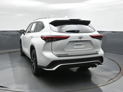 2022 Toyota Highlander XSE
