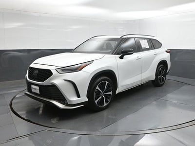 2022 Toyota Highlander XSE
