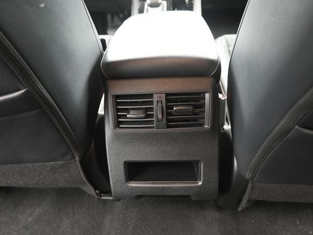 2023 Mitsubishi Outlander Base