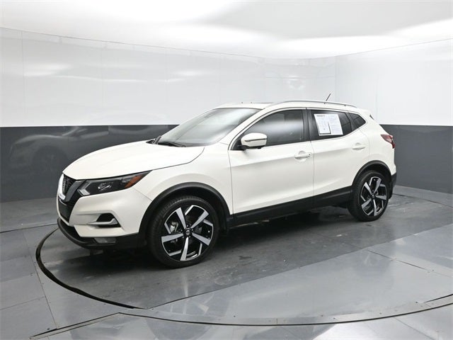 2022 Nissan Rogue Sport SL